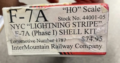 Intermountain Kit HO #44001-05 F-7A Phase I Shell Kit NYC Lightning Stripe NIB - Image 1 of 3