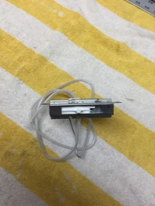 Parte termostato frigorifero Maytag # 2315562 WP2315562 spedizione gratuita - Foto 1 di 4