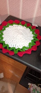 C&F-HOME-CROCHET STRAWBERRY DOILY-HANDCRAFTED- 2025-NEW-11" X 11" X 0.4" - Picture 1 of 2