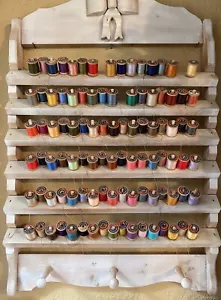 100+ Coats And Clark’s Mercerized Wood Thread Spools With Display Rack Lot VGVC - Picture 1 of 10