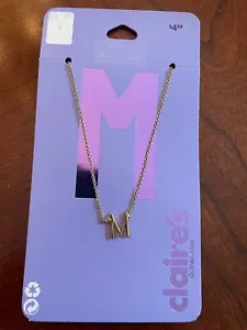 Nuevo Collar Oro M Inicial Dije de Claire's - Imagen 1 de 2