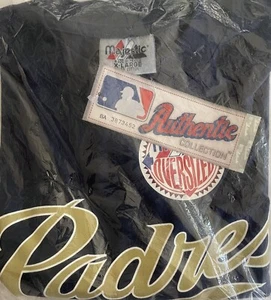 Padres Majestic T- Shirt X-Large BA 3873452. New In The Original Packaging - Picture 1 of 4
