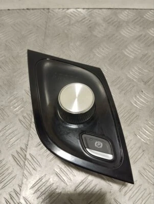 Gear Lever Chrysler Pacifica 2018 68240089AJ - Image 1 of 4