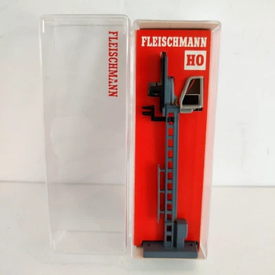 FLEISCHMANN HO 6226 ELECTRIC LIGHT SIGNAL In  BOX - Image 1 of 4