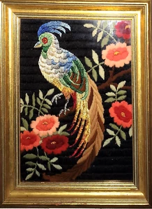 Vintage Needlework Embroidered Parrot Bird-Bright Colors-Wooden Frame - Picture 1 of 4