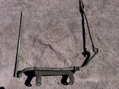 1965-1970 CHEVROLET IMPALA Chevelle CAMARO  KICK DOWN LINKAGE  POWER GLIDE - Image 1 of 4