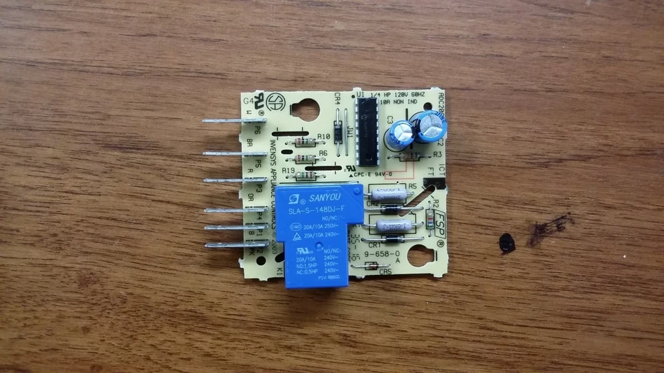 New Whirlpool Defrost Timer Board   2303825  4388931 - Image 1 of 2