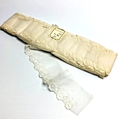 Vintage Lace Trim Ivory Floral Edging Piece Swiss Nylon Cotton Decorative Fabric - image 1 of 4