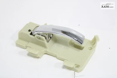 2011-2017 JEEP PATRIOT FRONT PASSENGER 右门把手 CHROME 原始设备制造商 — 第 1/4 张图片