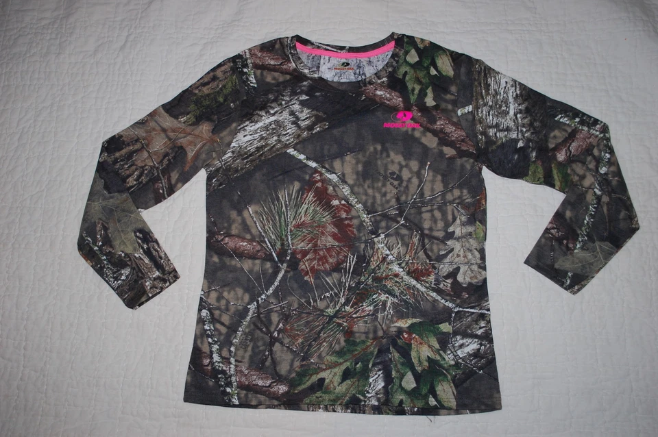 Camiseta para mujer L/S ROBLE MUSGOSO Rosa Logo Woodsy LG HOJA CAMUFLAJE Cuello Redondo M L XL Foto 1 de 1