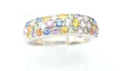 Anillo banda de diamantes y zafiros multicolores de 1,00 quilates de oro blanco de 14 quilates totalmente nuevo Foto 1 de 4