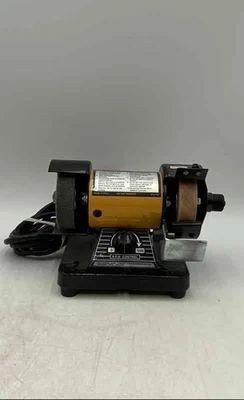 Amoladora de banco multiusos con protector ocular Central Machinery 43533 amarilla de 3" Foto 1 de 4