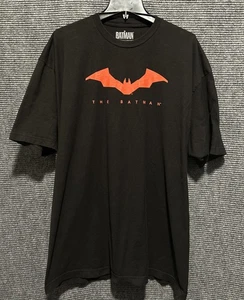 The Batman 2022 Movie T-Shirt Tee Signal Red Logo Large Black DC Herren 3XL XXX - Bild 1 von 7