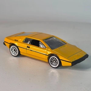 Hot Wheels Yellow Lotus Esprit Die-Cast Car Model - Picture 1 of 16