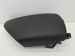 2012 HYUNDAI i40 PREMIUM 1.7 CRDi CENTRE CONSOLE BLACK LEATHER ARM REST  - Picture 1 of 7