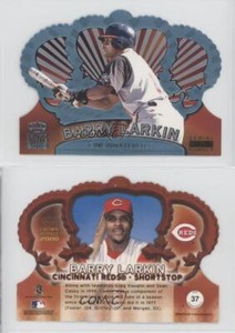 2000 Pacific Crown Royale Platinum Blue /75 Barry Larkin #37 HOF