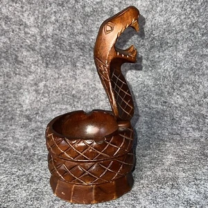 Cenere Cobra Vintage Intagliato a Mano Legno Solido Bahamas - Foto 1 di 8