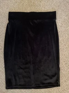 Miss Selfridge Size 8 Black stretch Velvet straight style Skirt - Picture 1 of 4