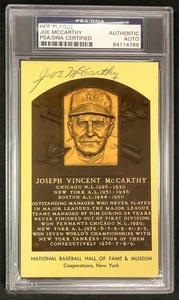 Joe McCarthy Signed Gold HOF Plaque Postcard Yellow Autograph Yankees PSA/DNA - Picture 1 of 2