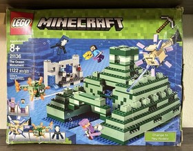 Complete LEGO Minecraft: The Ocean Monument (21136)