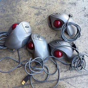 Logitech TrackMan Souris Roue USB Optique Trackball Filaire T-BB18 - Fonctionne Lot x 4 - Photo 1/2