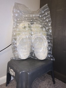 crocs bad bunny x crocs classic glow clog