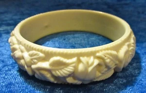Cream Colored Vintage Celluloid Bangle /Bracelet, Flowers 8" Inside - Picture 1 of 6