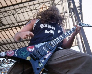 Sepultura - Andreas Kisser - Official Tattoo the Earth 2000 Print - 8x10 Photo - Bild 1 von 4
