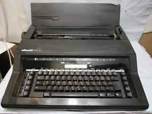 Olivetti 901D Electronic Typewriter - Picture 1 of 12