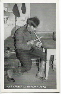 POSTCARD,B&W VIEW,CARVER AT WORK~AK,ALASKA - Picture 1 of 2