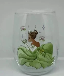 Copa de vino Disney TIANA Bayou en caja 20 oz sin vapor Tear Drop - Imagen 1 de 4