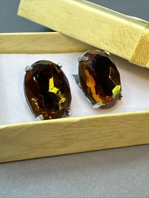 Hermosos gemelos Swank tono plata coñac ámbar verde piedras iridiscentes de colección Foto 1 de 4