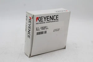 Keyence EV-130M Amplifier Proximity Sensor - Picture 1 of 3