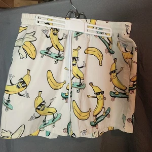 Manfinity Banana Skateboard Schwimm Board Shorts Größe Large gebraucht, in einwandfreiem Zustand - Bild 1 von 2