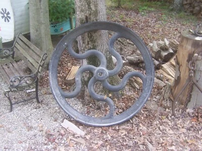 IMPRESIONANTE ENORME Antiguo Hierro Fundido Industrial Steampunk 44" Rueda Elevador Pieza Foto 1 de 4