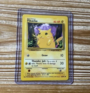 Pikachu 58/102 NM Near Mint Yellow Cheeks Base Set Pokemon Card WOTC 1999 - Picture 1 of 2