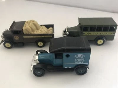 Vintage Corgi T Ford Van -Morris Truck & Bedford Bus - Image 1 of 4