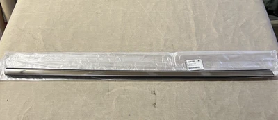 Buick Enclave 2010-2017 puerta delantera derecha exterior cinturón con trip 22862084 OEM Foto 1 de 4