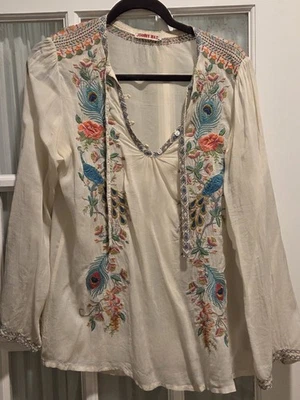 Blusa Top Johnny Was Manga Larga Marfil Bordado Talla. Glicina M Peacocks Foto 1 de 4