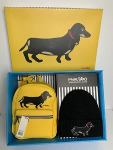 MARC TETRO DACHSHUND MINI BACK PACK YELLOW BEANIE BLACK GIFT BOX SET NEW IN BOX - Picture 1 of 3