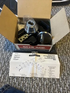 Schlage B663 Serratura a catenaccio monocilindrica piccola intercambiabile aula nuova - Foto 1 di 4