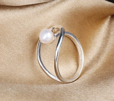 925 Argento Sterling Rotondo Naturale Perla Fidanzamento Anello Mano Gioielli - Immagine 1 di 4