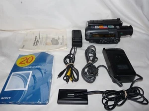 Sony CCD-TR916 8mm Video8 camera Camcorder VCR Player Video Transfer - Bild 1 von 6