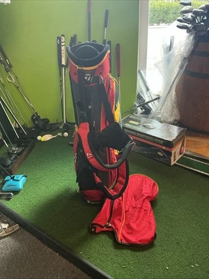 Bolsa de pie Taylormade divisores de 5 vías con cubierta Foto 1 de 4