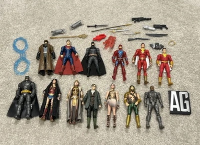 Lote de acción Mattel DC Justice League, Wonder Woman, Aquaman, Shazam y Multiverso Foto 1 de 2