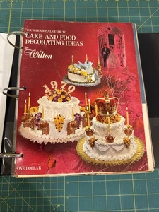 LOT of 14 WILTON CAKE DECORATING YEAR BOOKS 1960s-1970s-1980s in a 3 inch binder - Picture 1 of 18