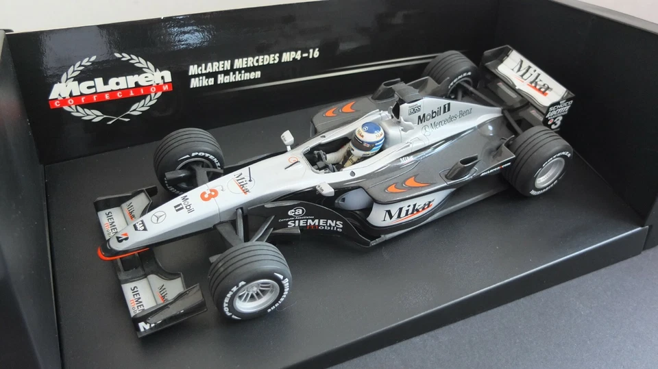 Minichamps  1:18 Formel 1 Mc Laren MP4-16 Art Nr 530011803 - Bild 1 von 1