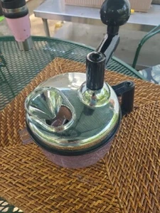 Hand Cranking Food Chopper - Picture 1 of 7