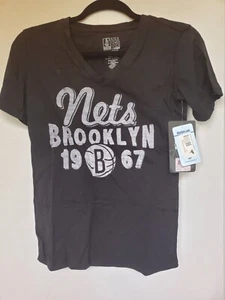 Brooklyn Nets NBA 4her By UNK Women Medium V-Neck Black & White T Shirt NWT - Picture 1 of 4