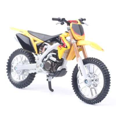 Bburago 1:18 scale Suzuki RM-Z450 Dirt Bike RMZ450 motorcycle Motocross model - Image 1 of 4